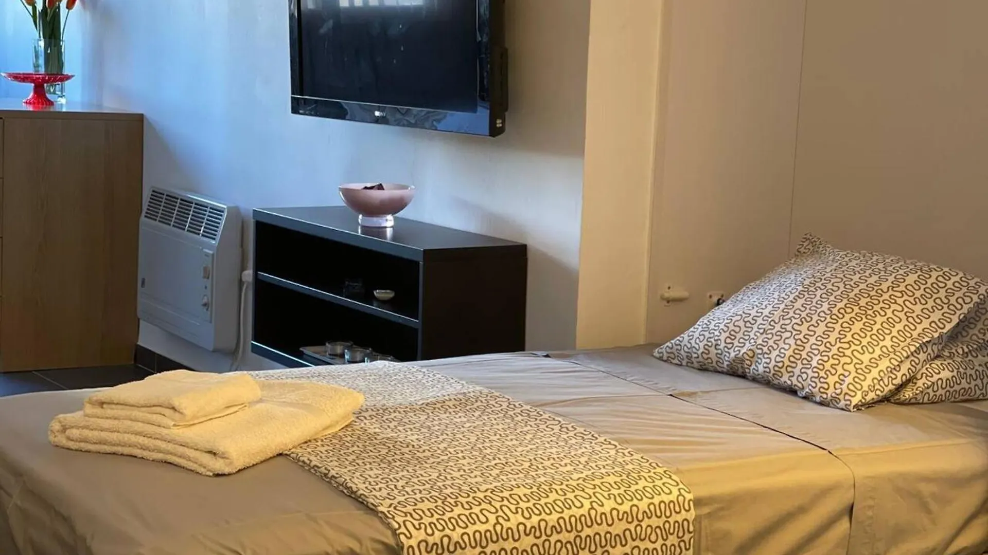 Comfortable Apartment In Torremolinos 43 M² Air Conditioned