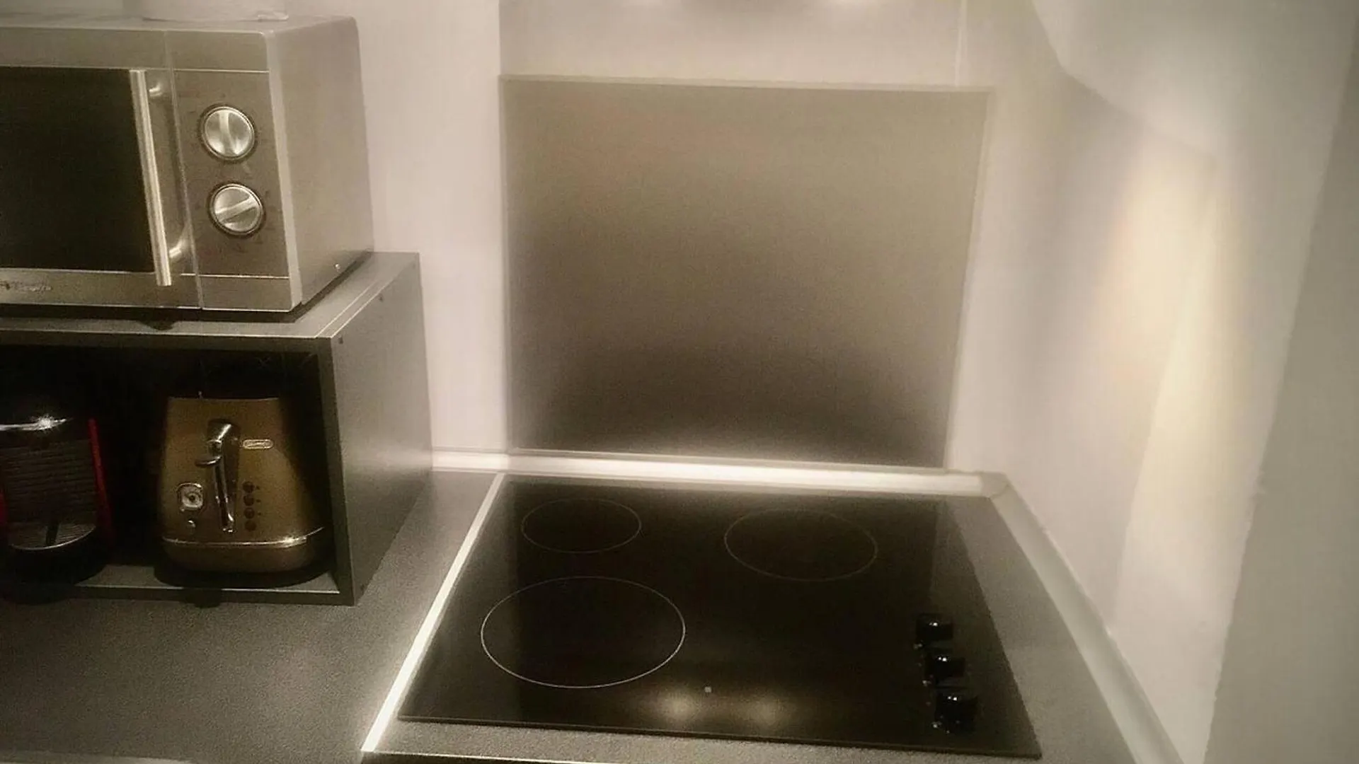 Comfortable Apartment In Torremolinos 43 M² Air Conditioned