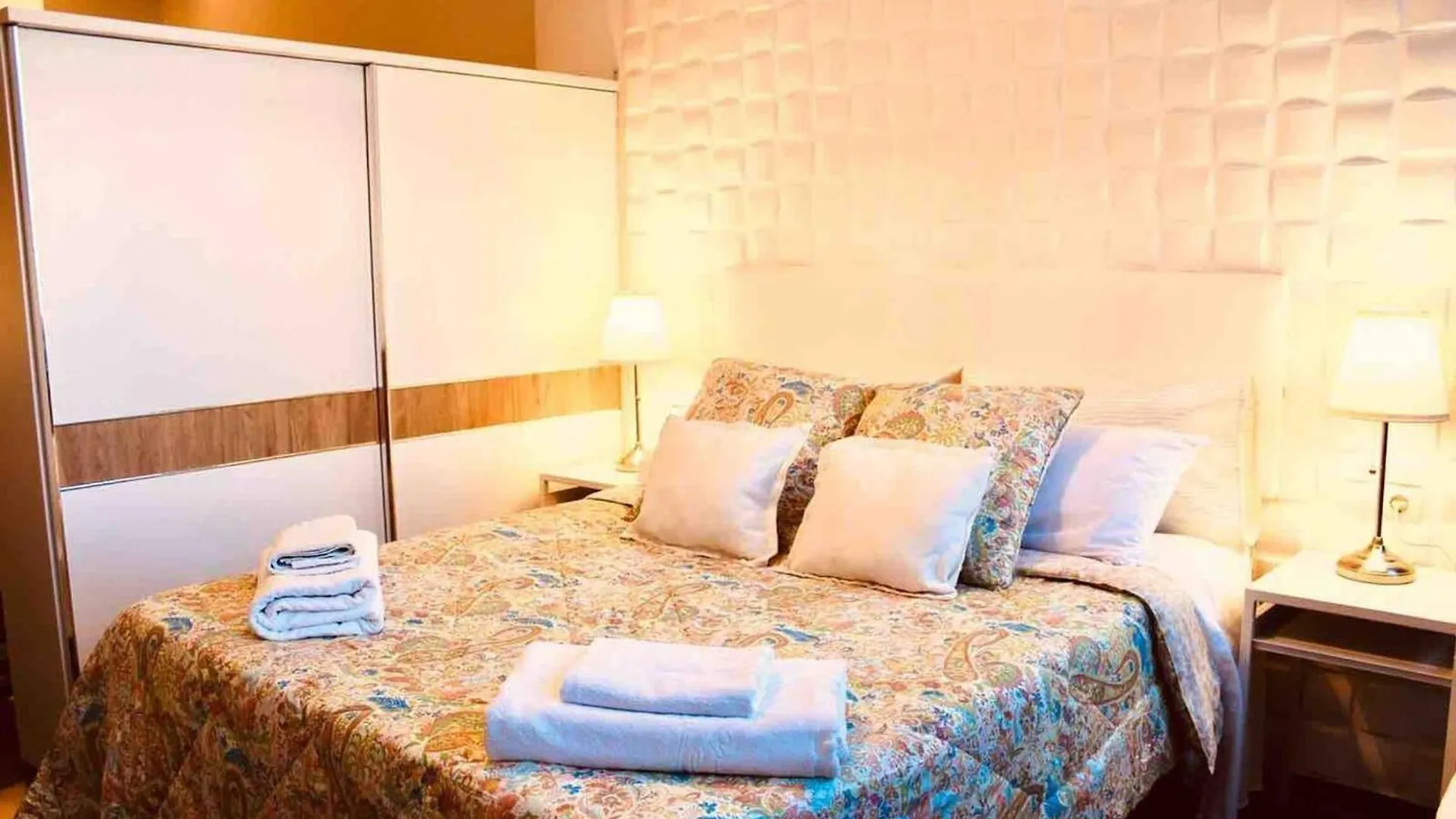 Comfortable Apartment In Torremolinos 43 M² Air Conditioned location
